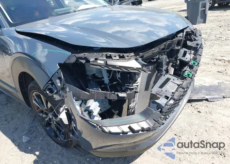 2023 Mazda Cx-30 2.5 S Carbon Edition z USA, uszkodzony, nr VIN 3MVDMBCM1PM543606